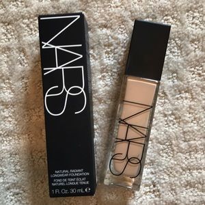 NARS Natural Radiant Longwear Foundation